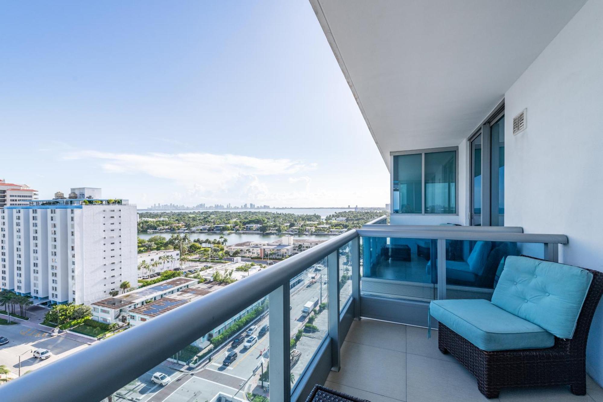 Apartment Churchill Monte Carlo Miami Beach